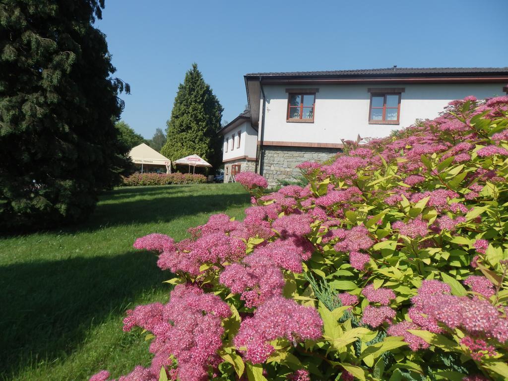 Hotel Terasa Frýdek-Místek Exteriör bild
