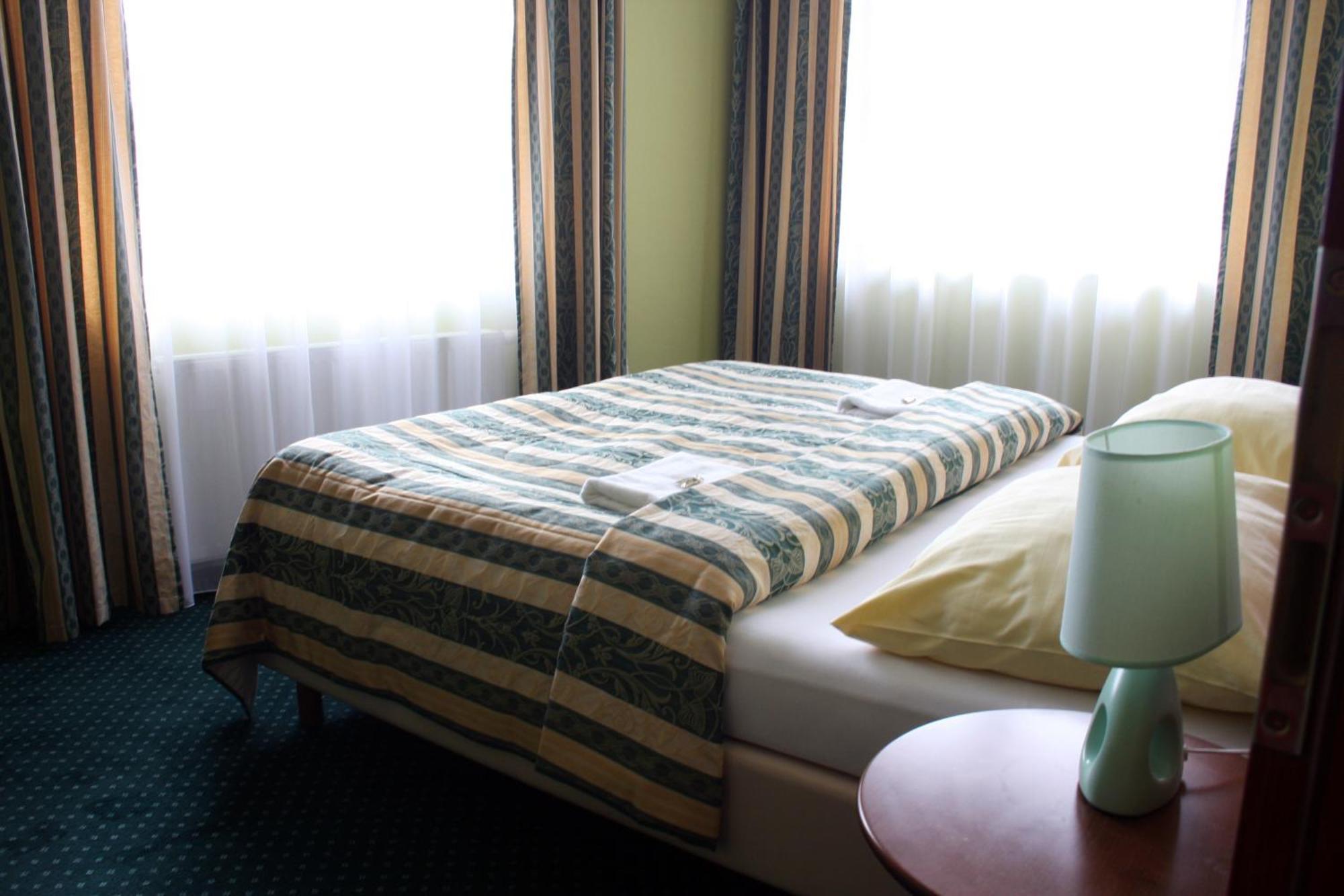 Hotel Terasa Frýdek-Místek Exteriör bild