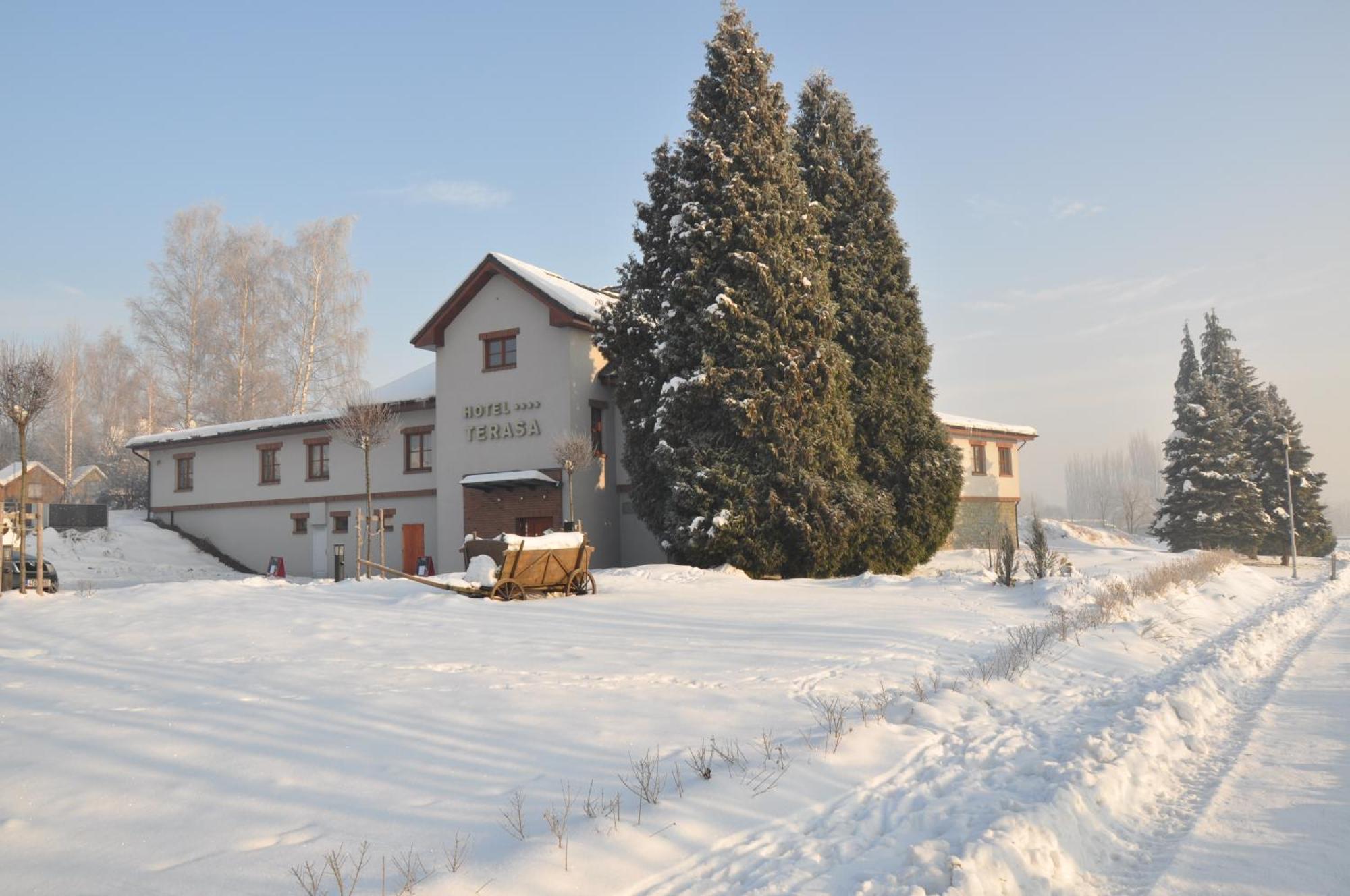 Hotel Terasa Frýdek-Místek Exteriör bild