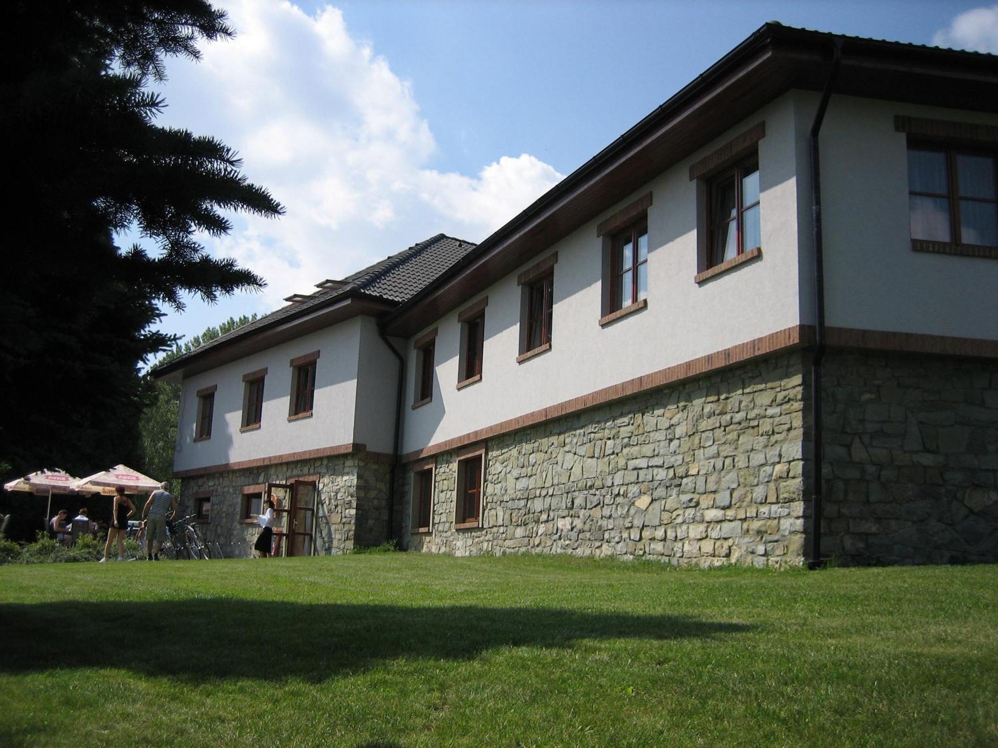 Hotel Terasa Frýdek-Místek Exteriör bild