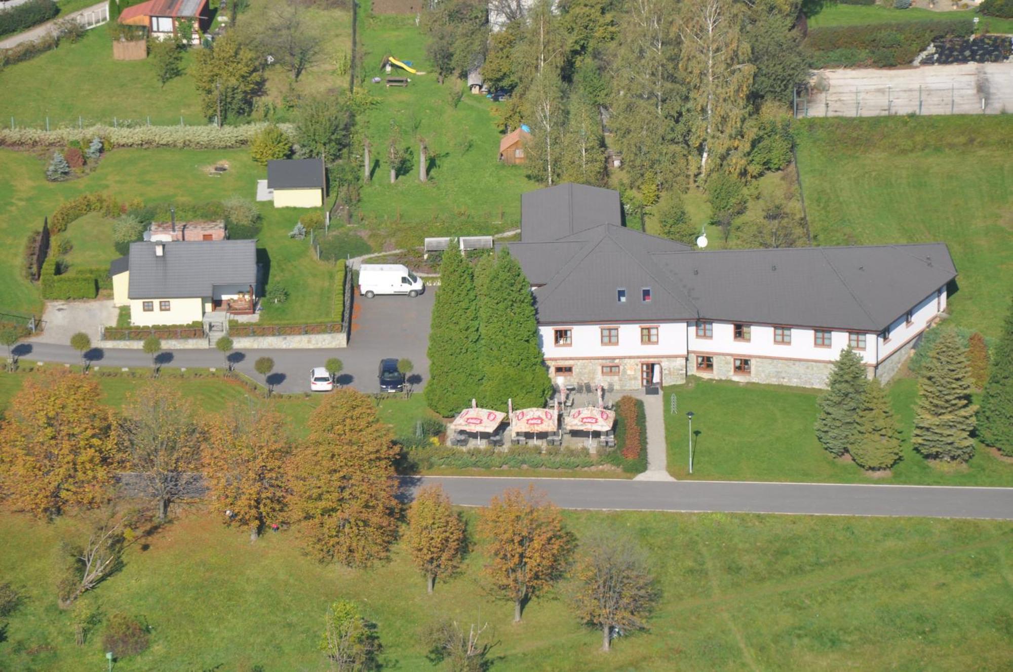 Hotel Terasa Frýdek-Místek Exteriör bild